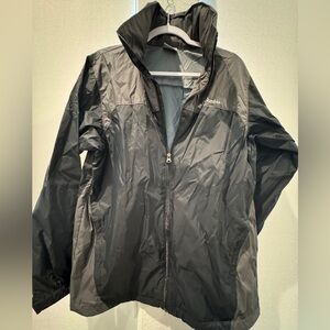 Columbia men rain jacket in black gray Sz M worn once on a trip